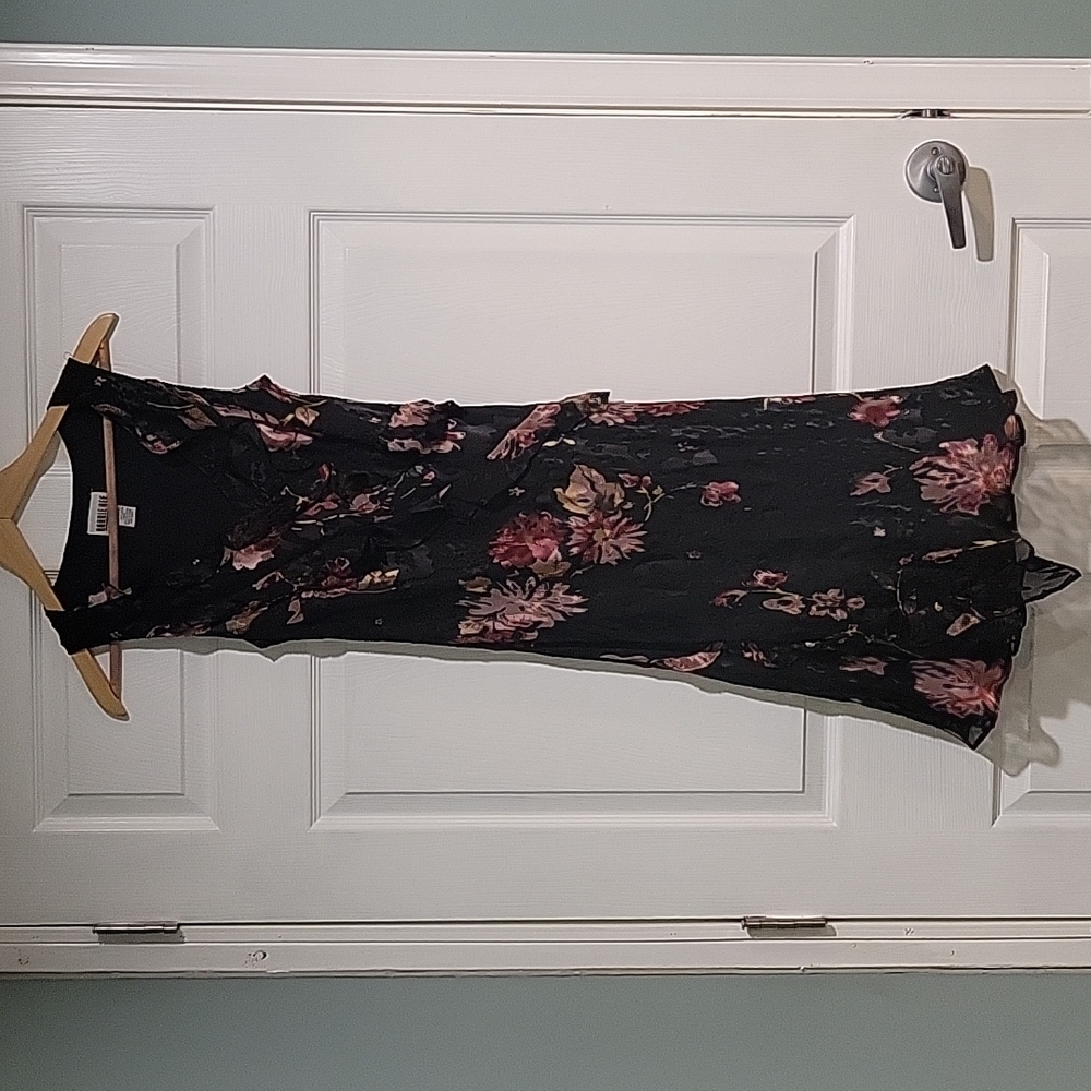 Robbie Bee size 6 floral dress